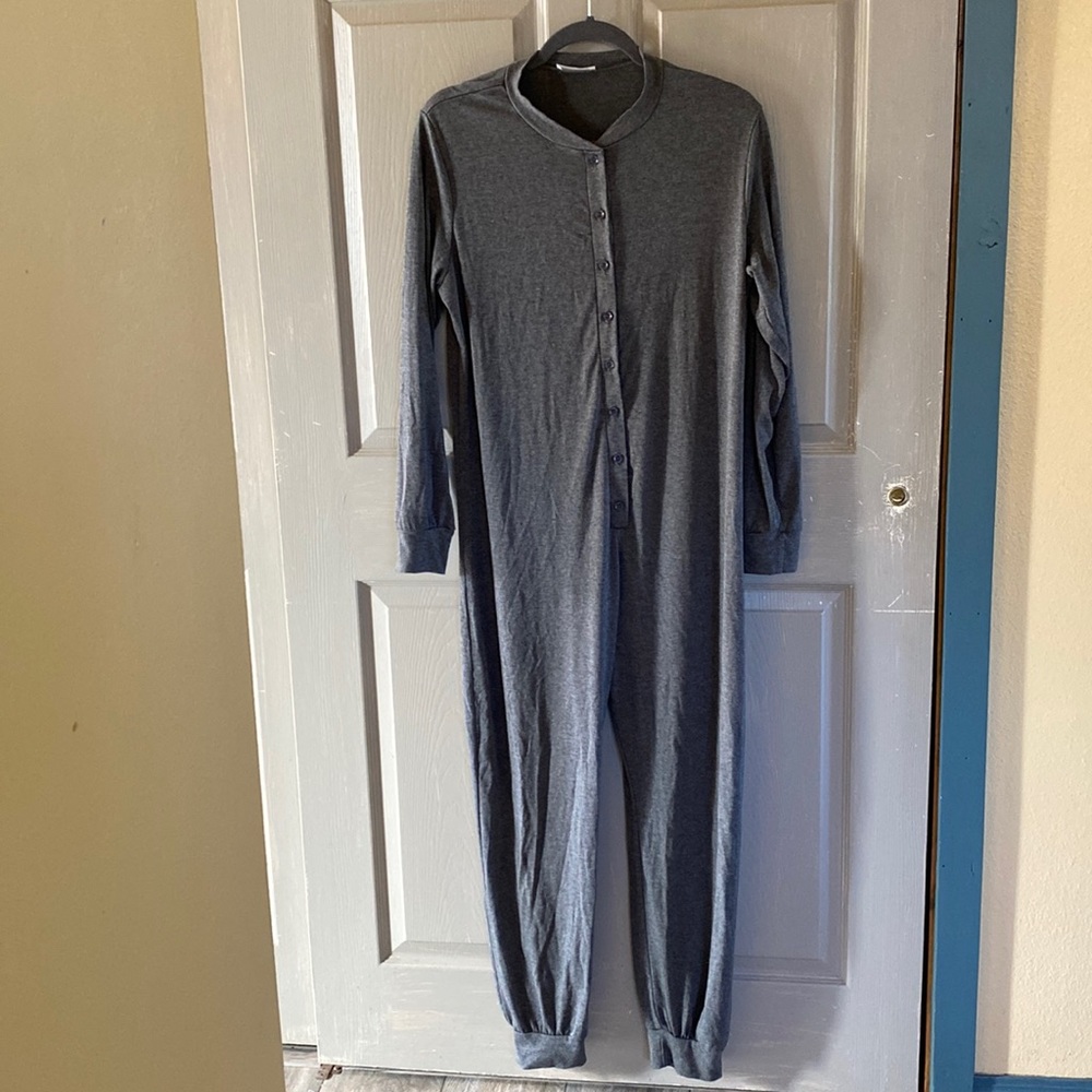Gray onesie size M